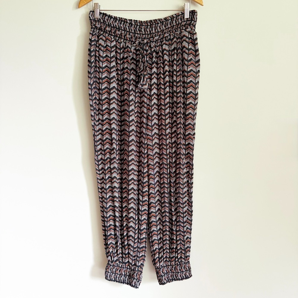 Anthropologie Chevron Print Harem Jogger Pants Size Large Smocked Waist Tassels